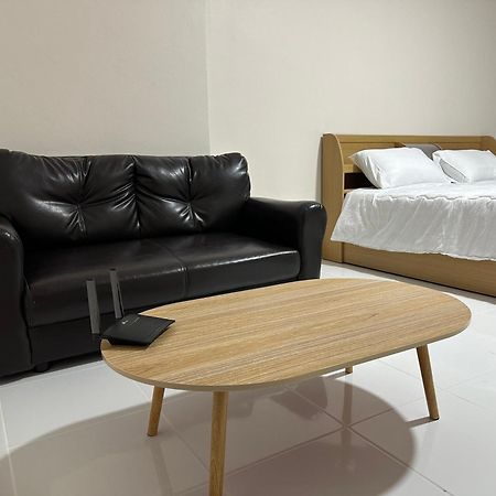 Country Complex Bangna Aparthotel Bangkok Exterior photo